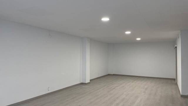 Local comercial en Alquiler en Ocata