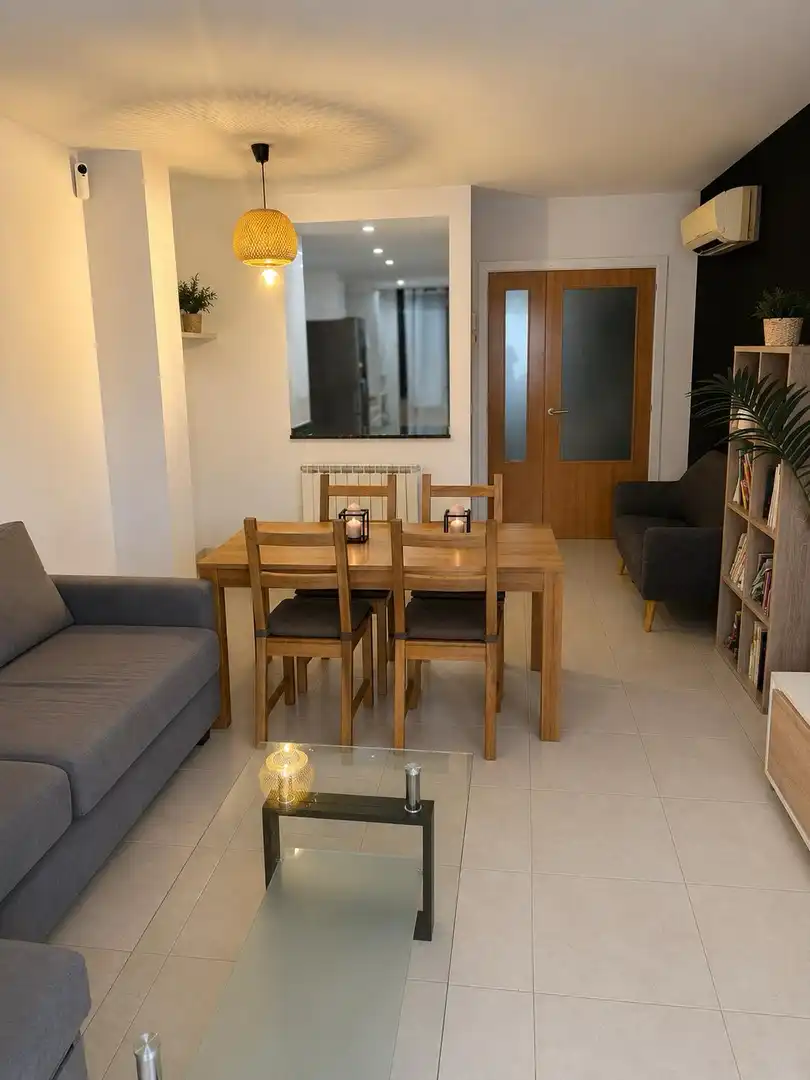 Piso con ascensor en venta en la Pau, imagen 2