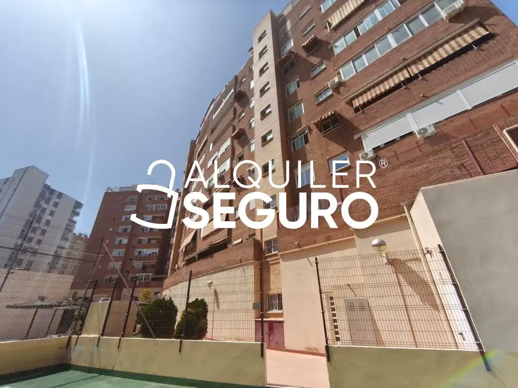 Piso con piscina en alquiler en Deportista Sergio Cardell