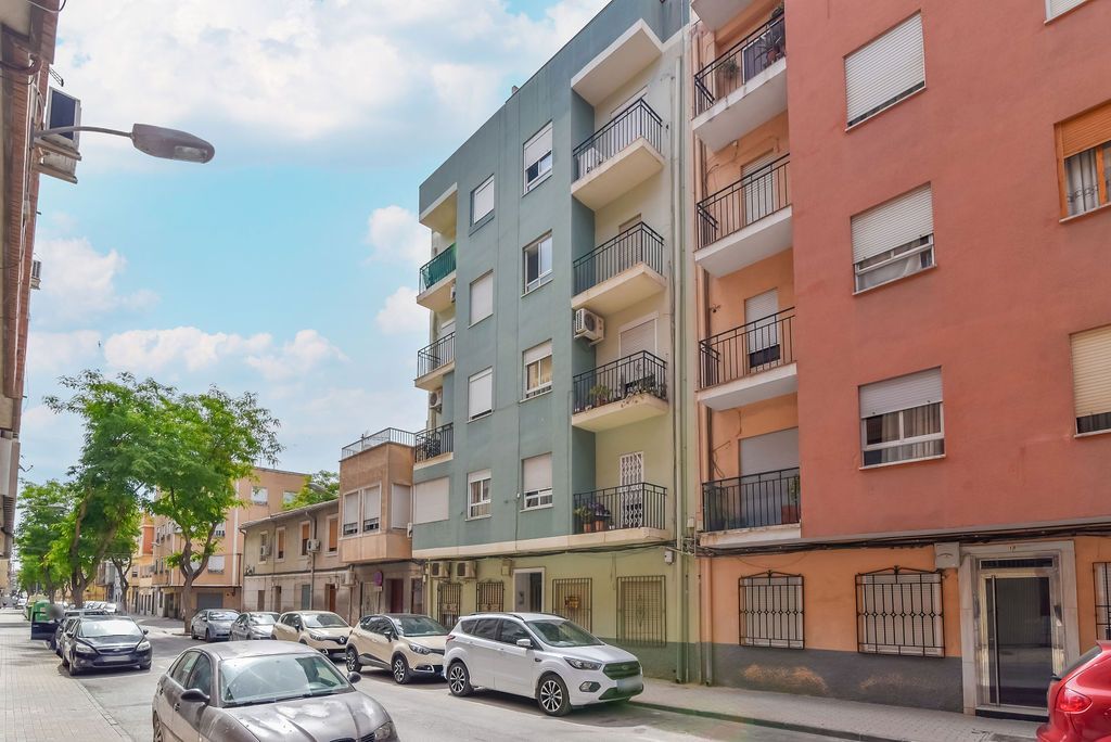 Vista exterior de Apartament en venda en Cieza
