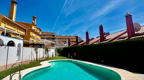 Foto 5 de Casa adosada en venta en Calle Nardos, 17, Los Pacos, Fuengirola