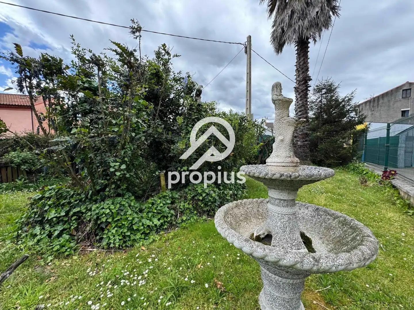 Houses for sale in Avilés  with Heating, Private garden and Parquet flooring
