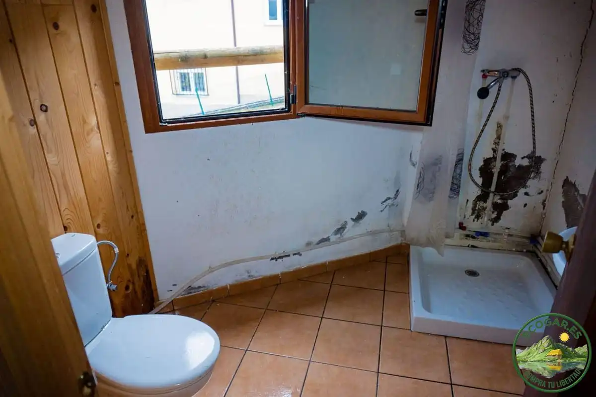 Baño de Casa o chalet en venta en Villagatón con Aire acondicionado, Calefacción y Jardín privado