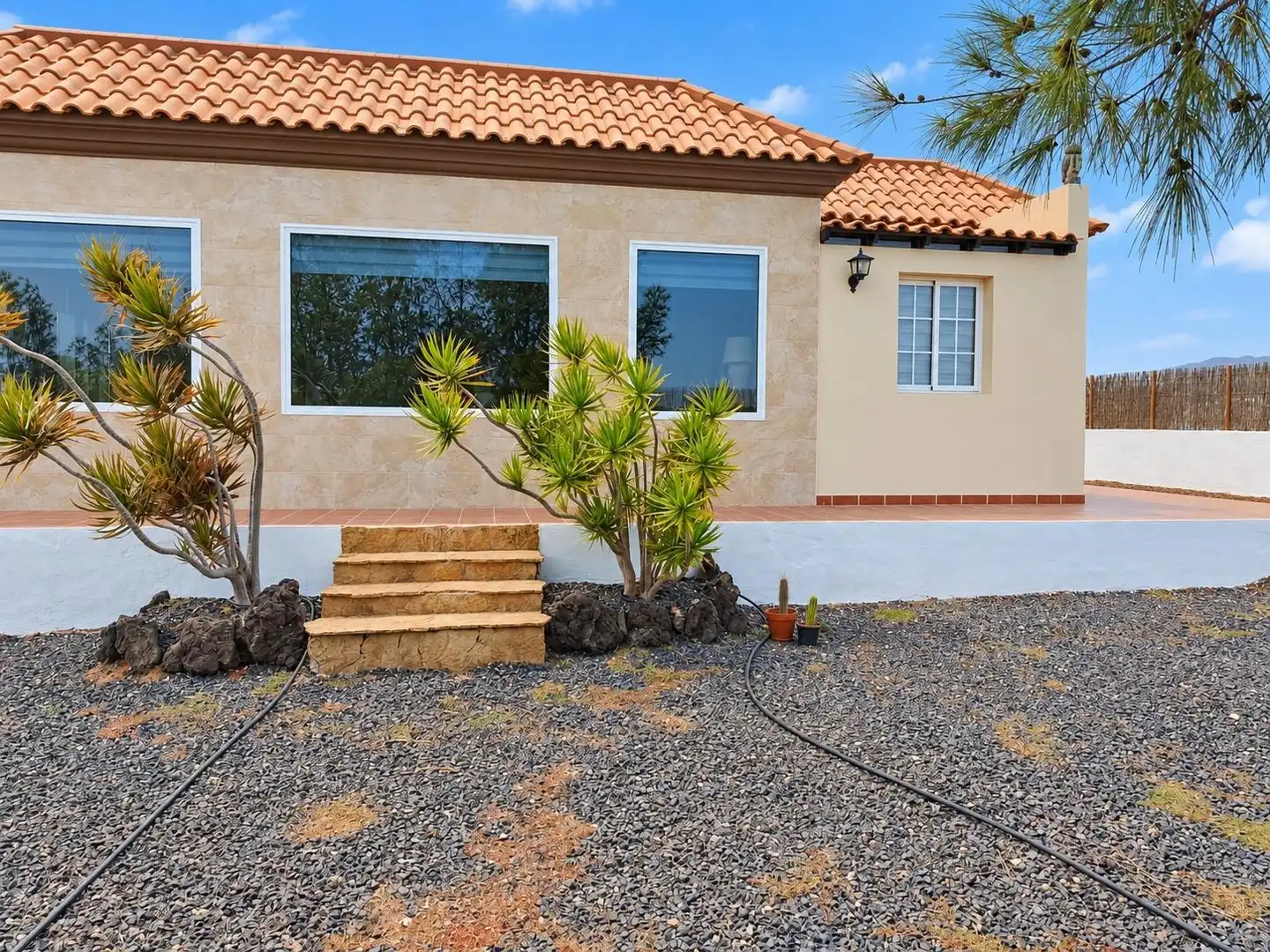 Detached house with pool for sale in CL VALDIVIA, imagen 4