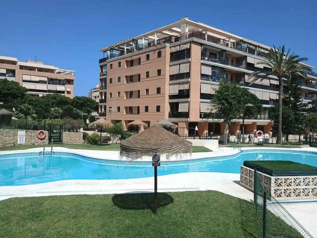 Swimming pool of Apartments for rent in Torremolinos  with Air Conditioner, Heating and Terrace
