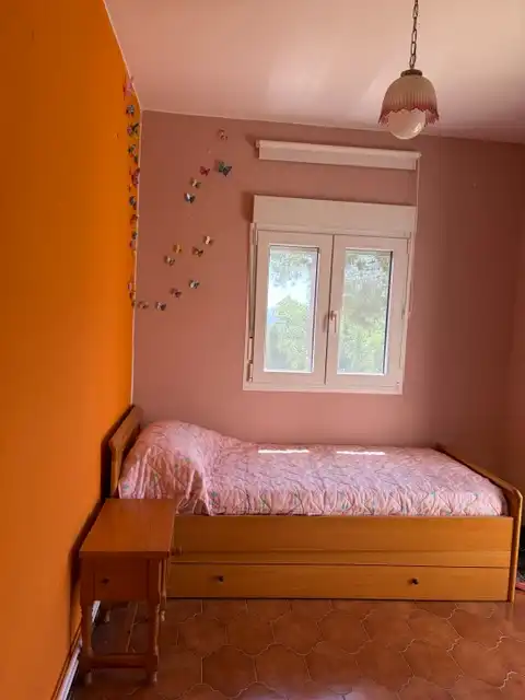Schlafzimmer von Haus oder Chalet zum Verkauf in Els Hostalets de Pierola mit Klimaanlage, Heizung und Privatgarten