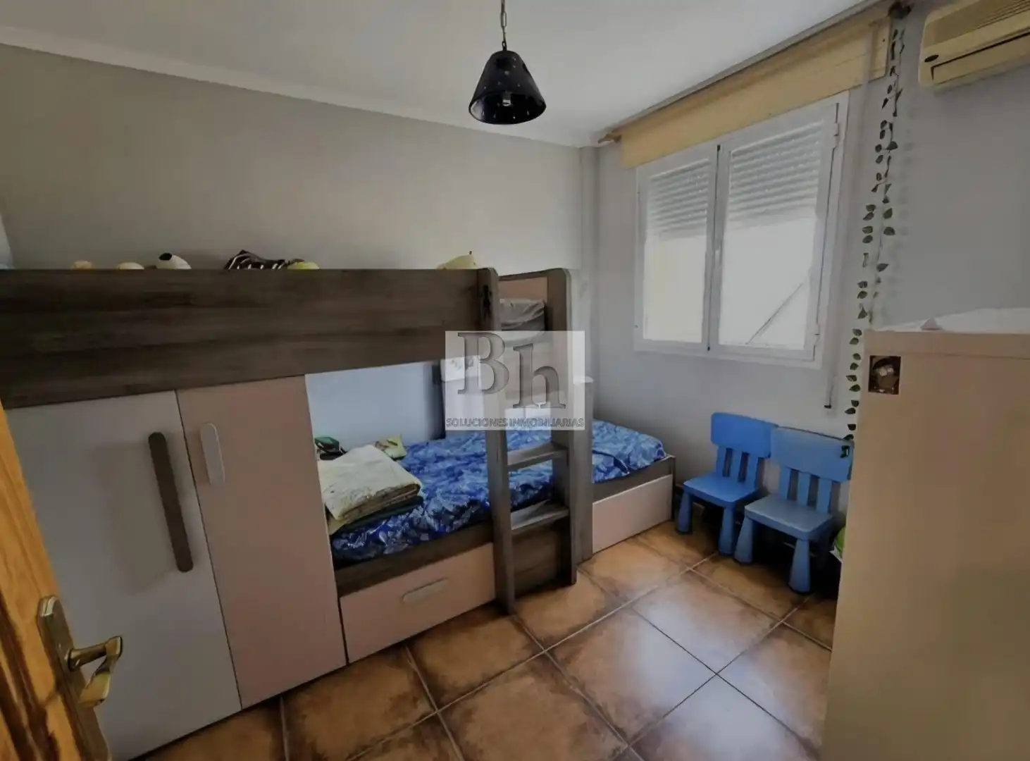 Dormitori de Casa adosada en venda en Alhaurín de la Torre amb Aire condicionat, Calefacció i Jardí privat