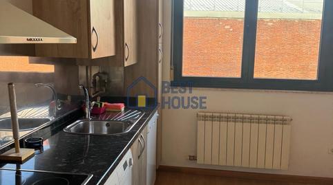 Foto 4 de Apartamento de alquiler en La Lastra, León Capital