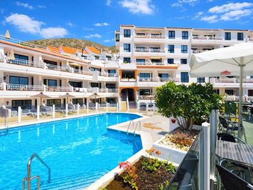 Apartament amb piscina en venda a Calle LOS ANGELES 8