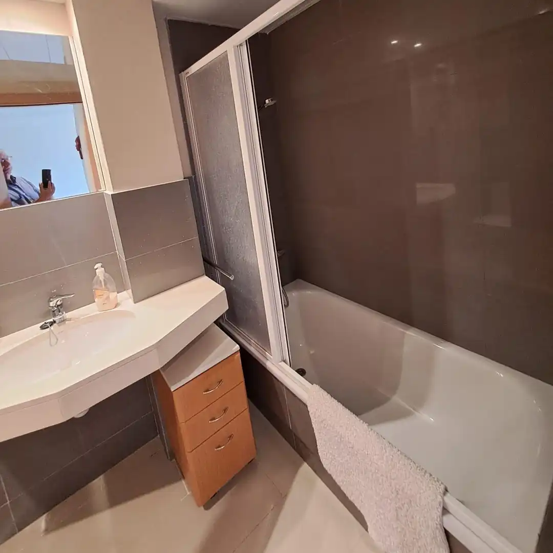 Bany de Pis en venda en L'Ampolla amb Aire condicionat, Terrassa i Moblat