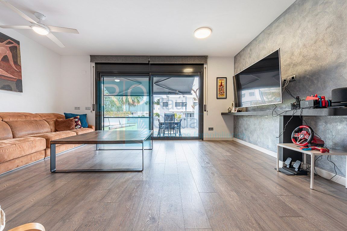 Living room of Single-family semi-detached for sale in Mont-roig del Camp  with Air Conditioner, Heating and Terrace