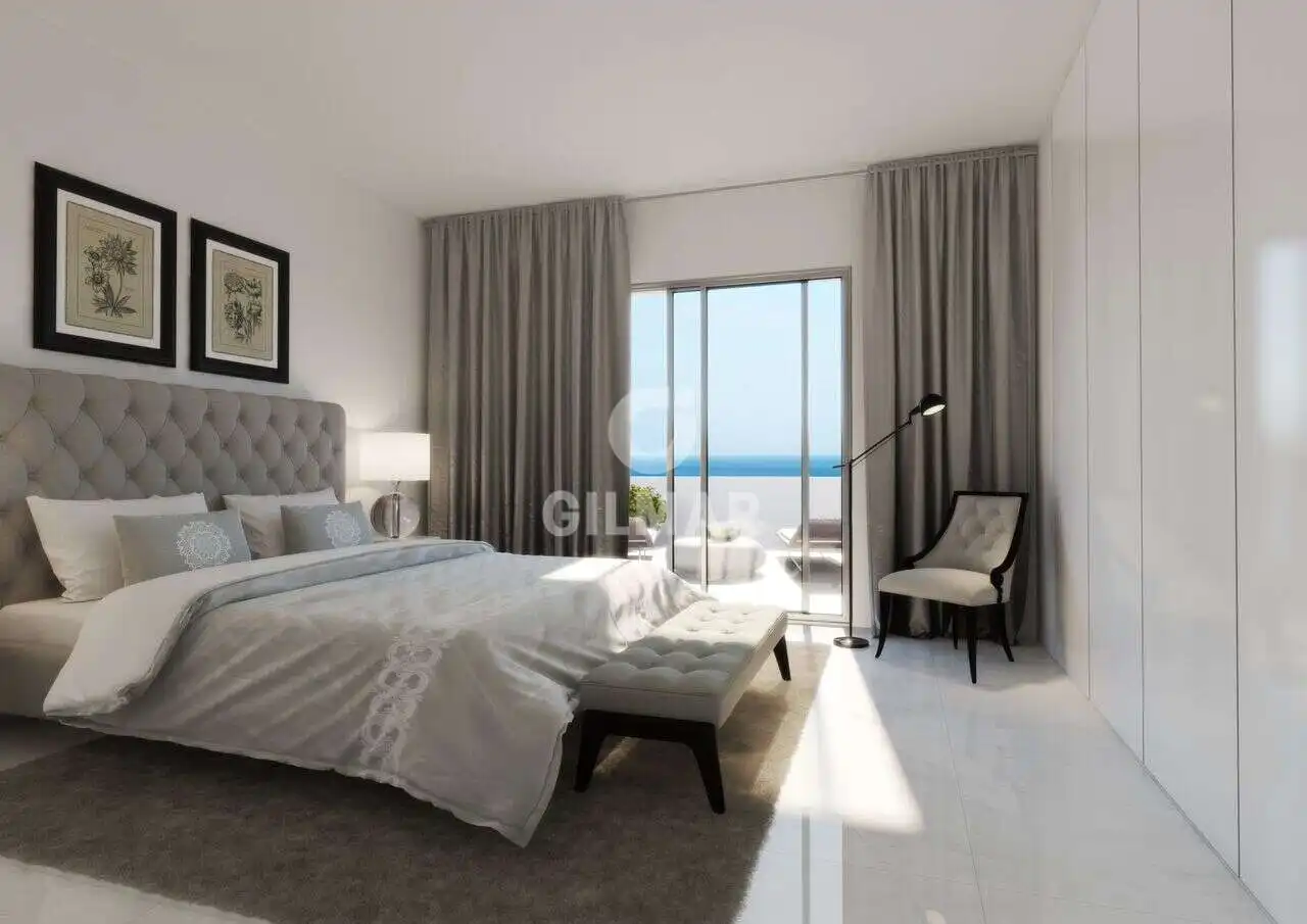 Habitación de Apartamento en venta en Estepona con Calefacción, Trastero y Piscina