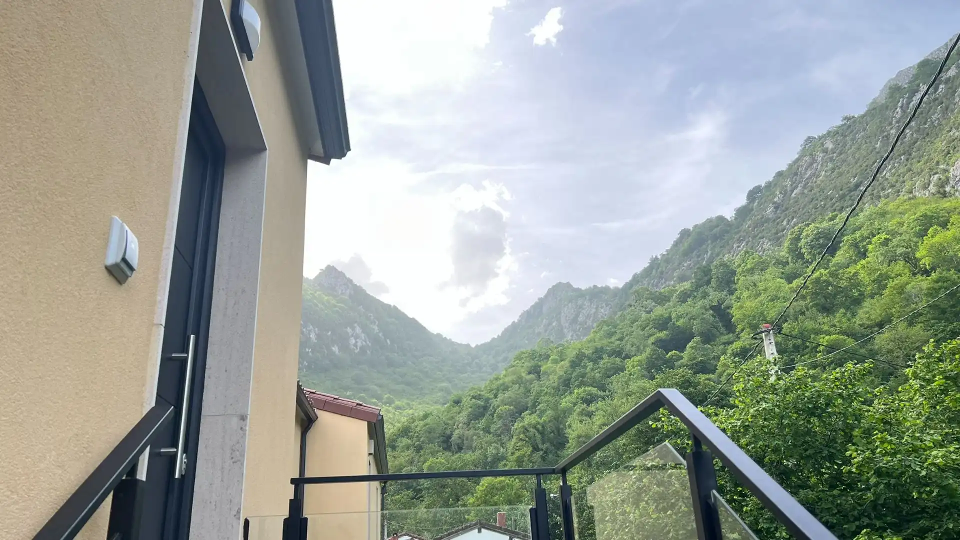 Casa en venta en Amieva, imagen 2