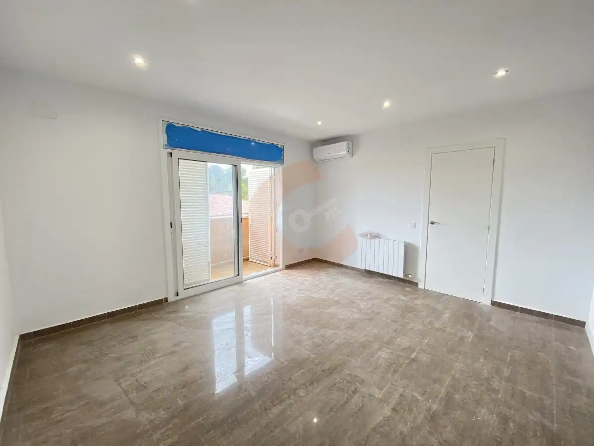 Habitación de Casa o chalet en venta en Santa Oliva con Aire acondicionado, Calefacción y Jardín privado
