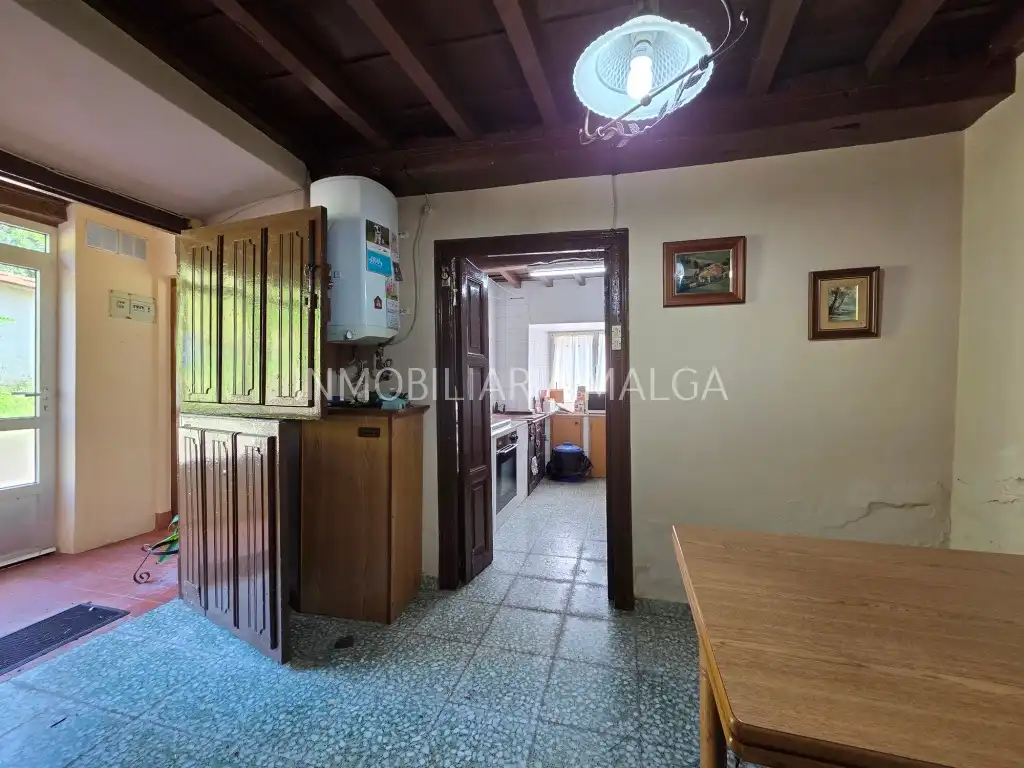Casa o xalet en venda en Colunga amb Parquet, Traster i Moblat