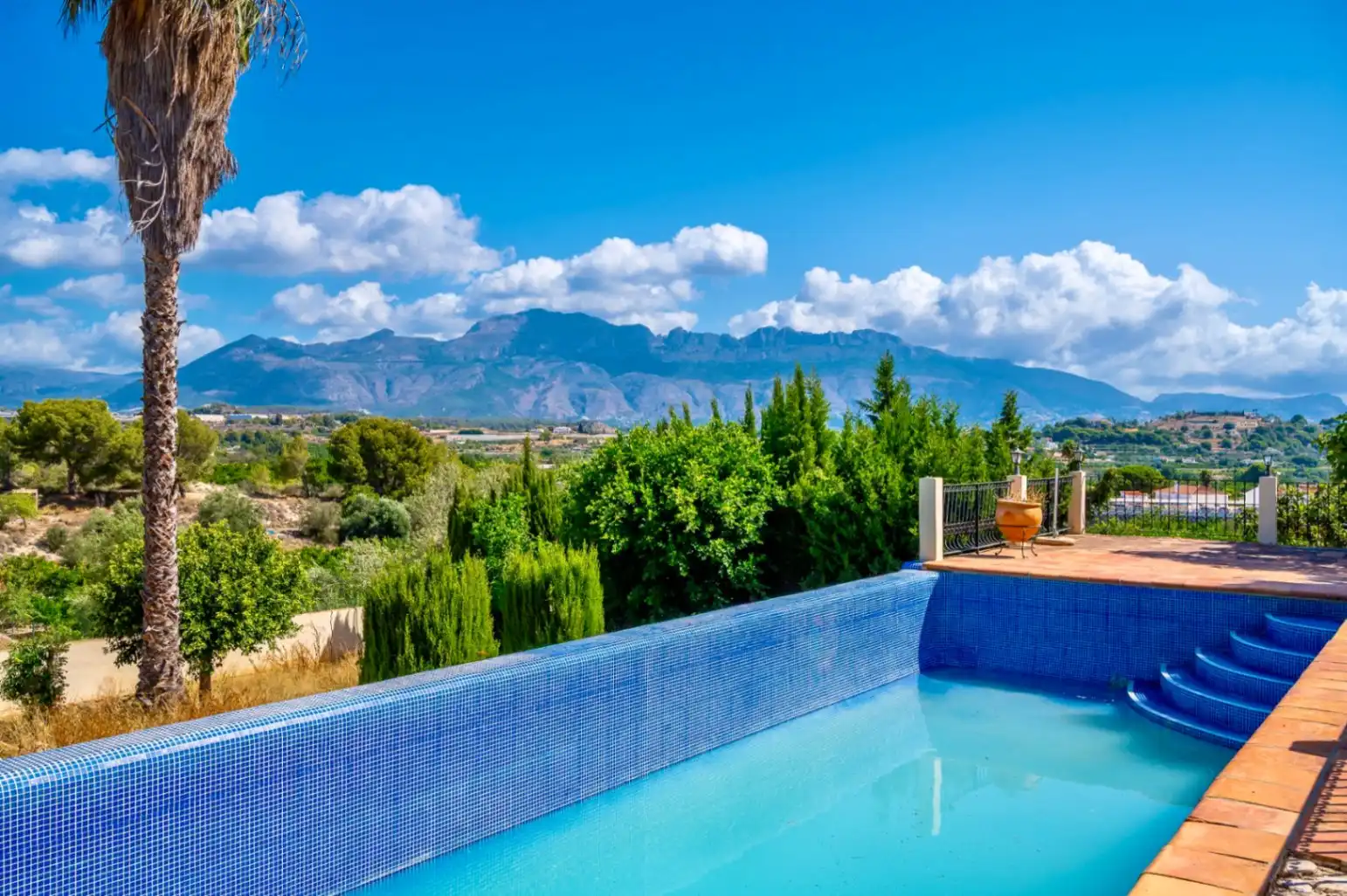 Detached house with terrace for sale in Pueblo - Urbanizaciones, imagen 15