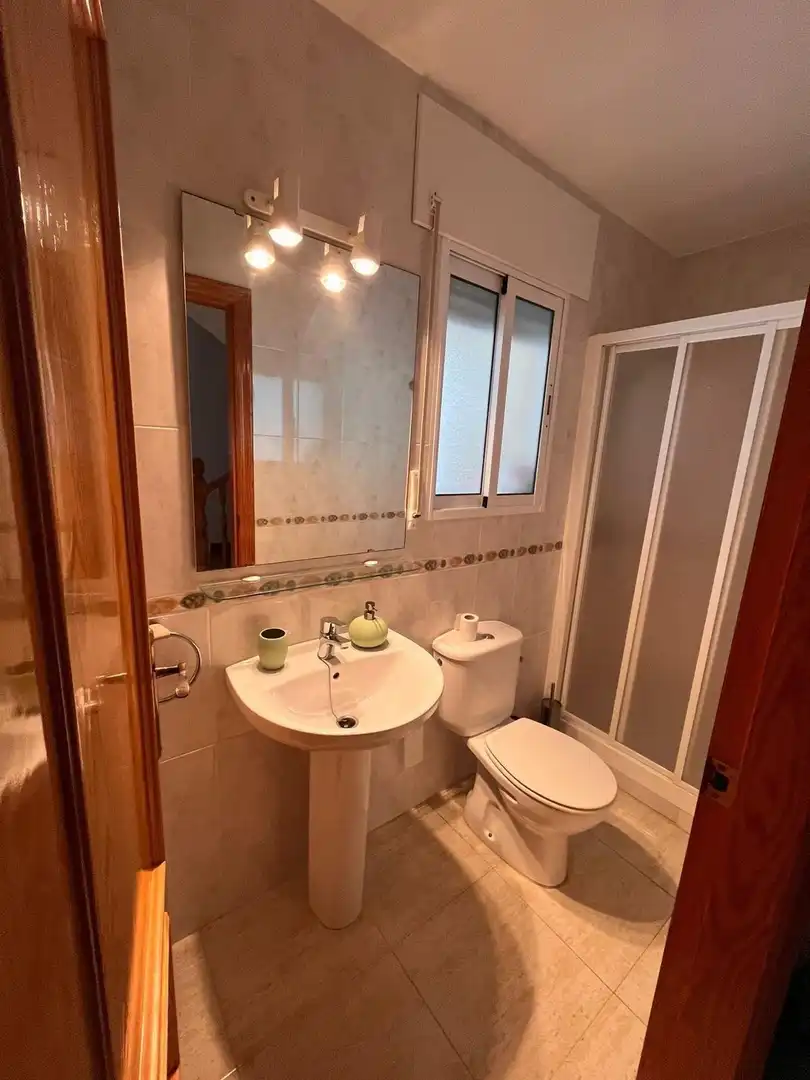 Badezimmer von Country house zum Verkauf in Orihuela mit Klimaanlage und Privatgarten