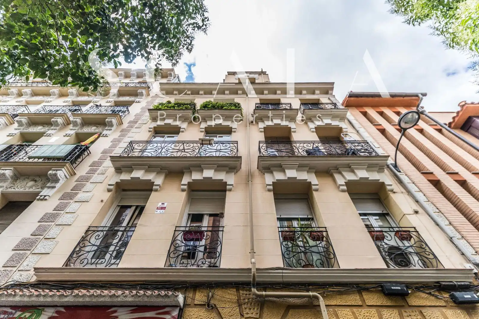 Vista exterior de Piso en venta en Madrid con Aire acondicionado, Calefacción y Amueblado