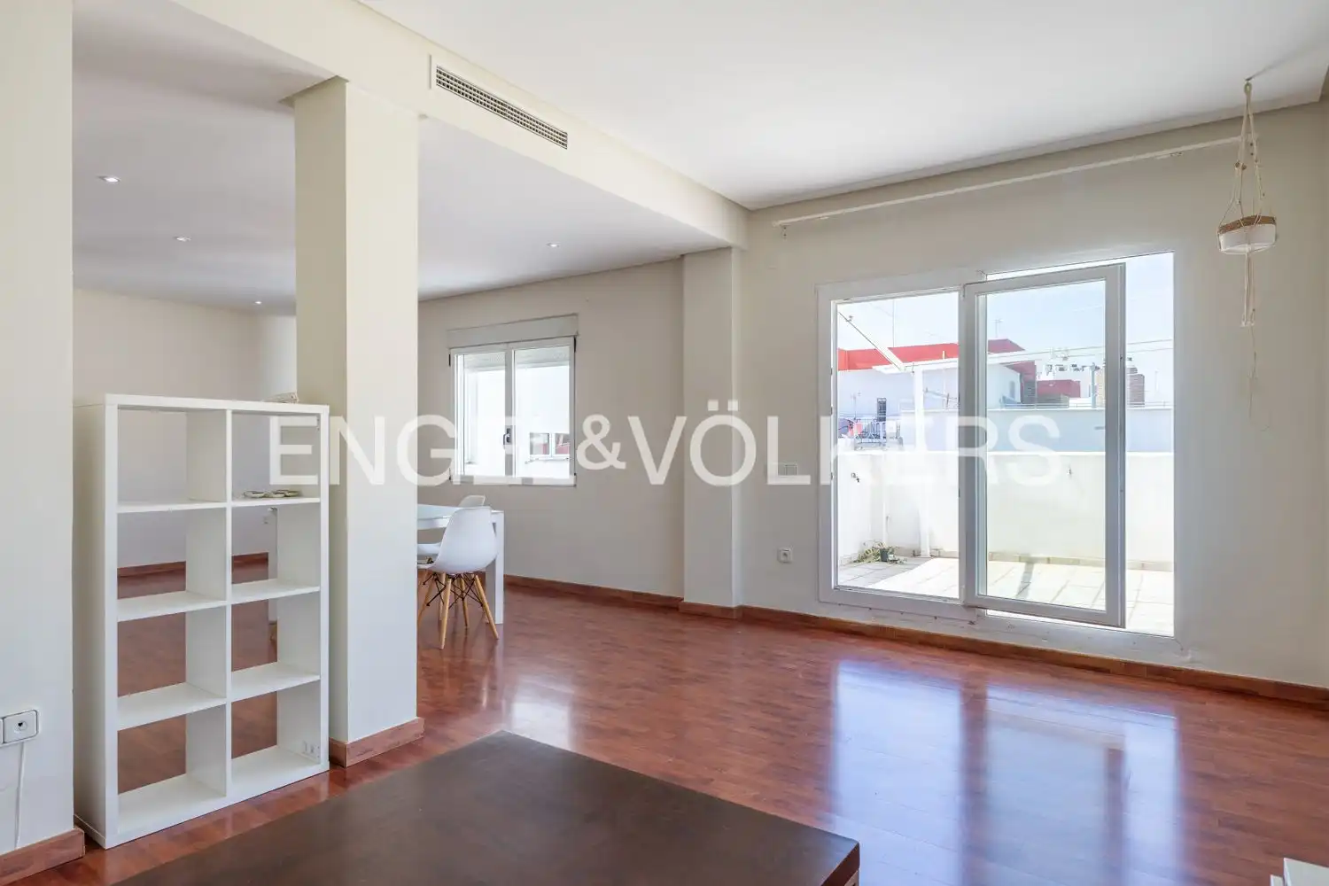 Sala de estar de Ático de alquiler en Valencia con Aire acondicionado, Calefacción y Parquet