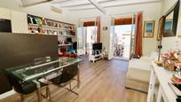 Living room of Flat for sale in  Barcelona Capital  with Air Conditioner, Parquet flooring and Terrace