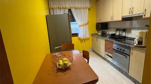 Foto 5 de Piso en venta en Rúa País Vasco, 5, O Grove , Pontevedra