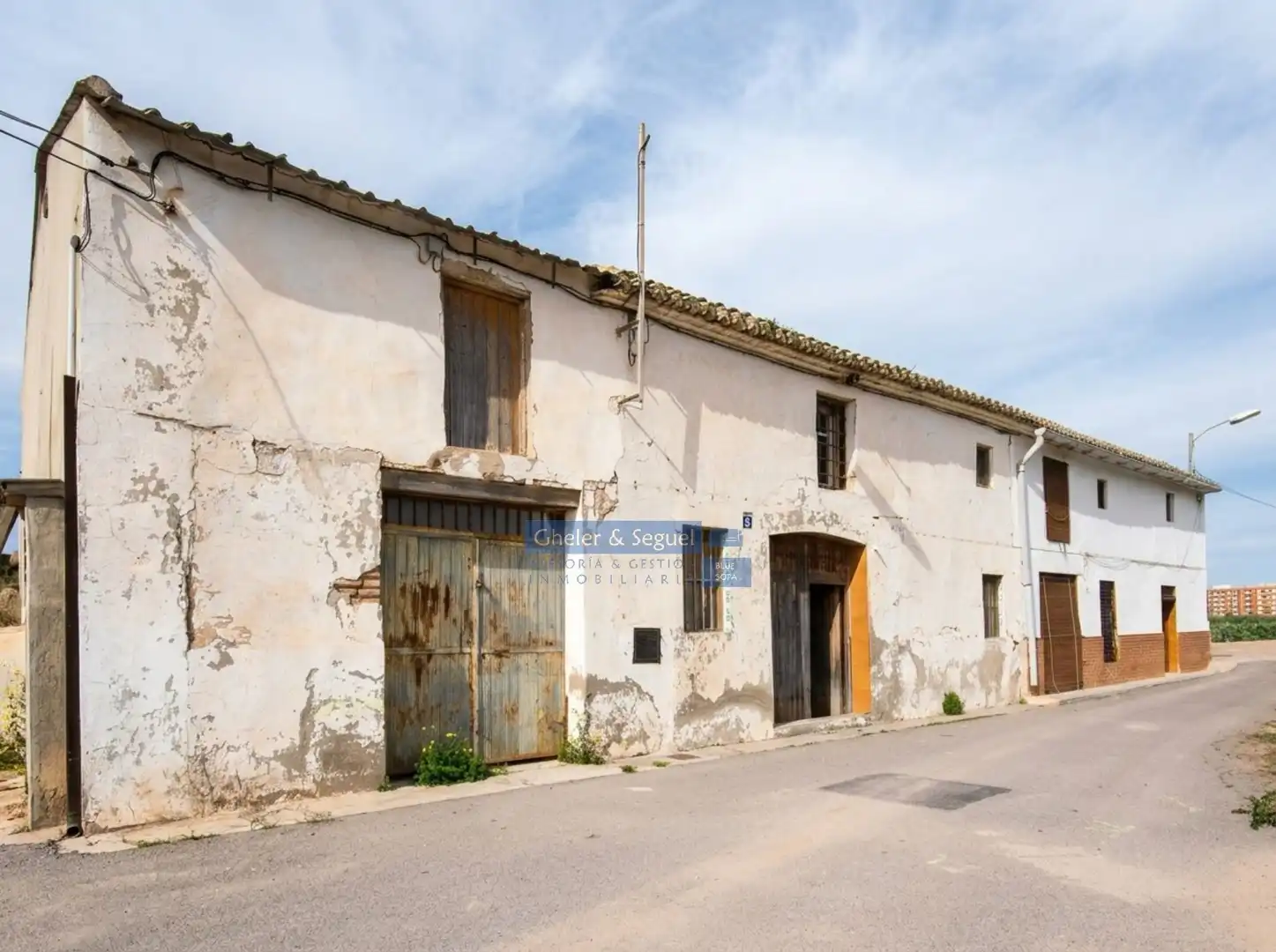 Exterior view of Houses for sale in  Valencia Capital