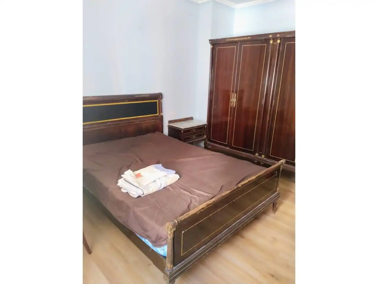 Bedroom of Flat for rent in Burgos  with Heating, Parquet flooring and Furnished
