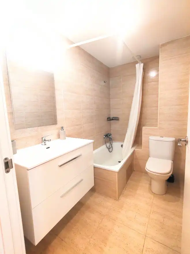 Duplexes for rent in Carrer Correu Vell, Centre Històric