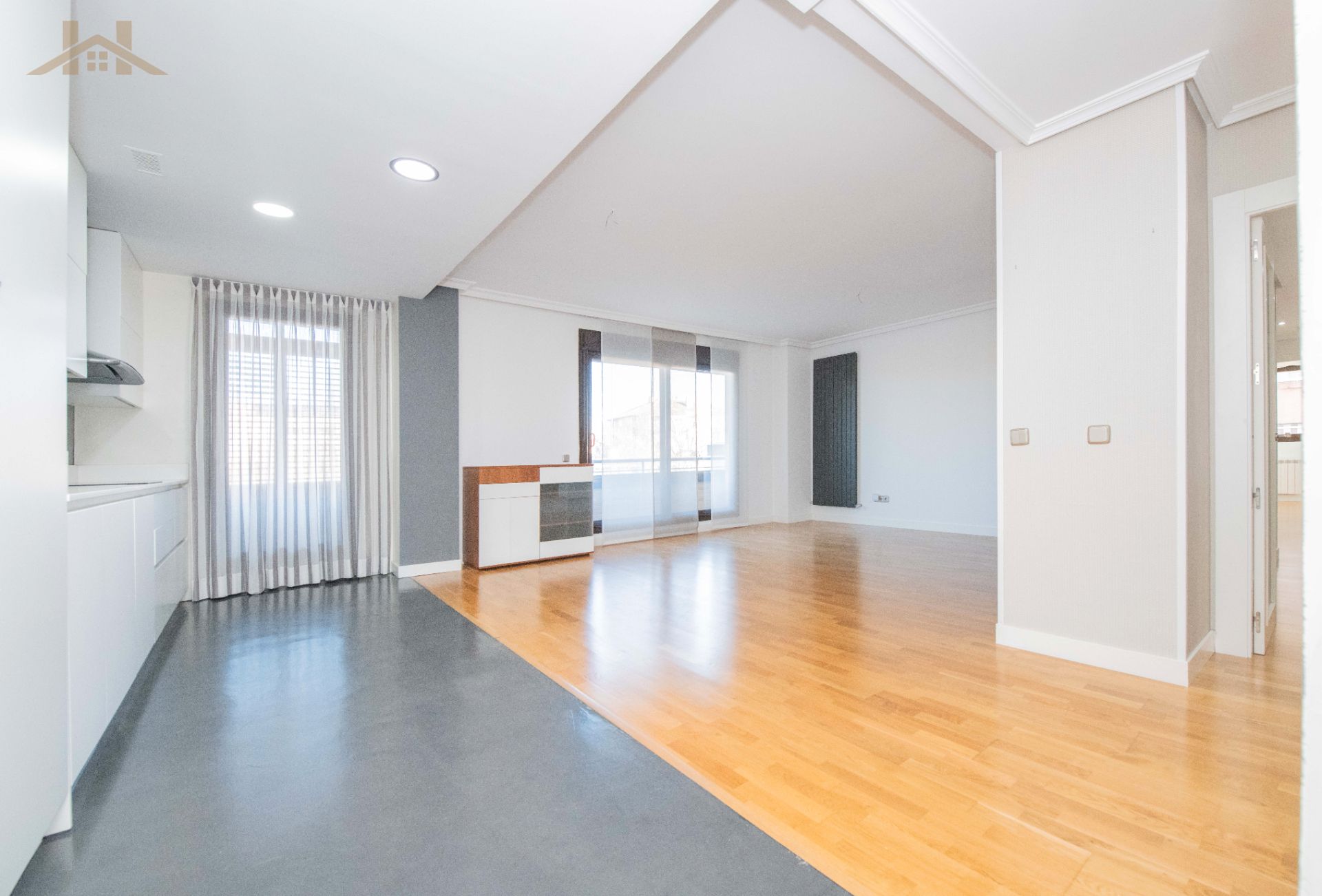 Living room of Flat for sale in Boadilla del Monte  with Terrace, Storage room and Community pool