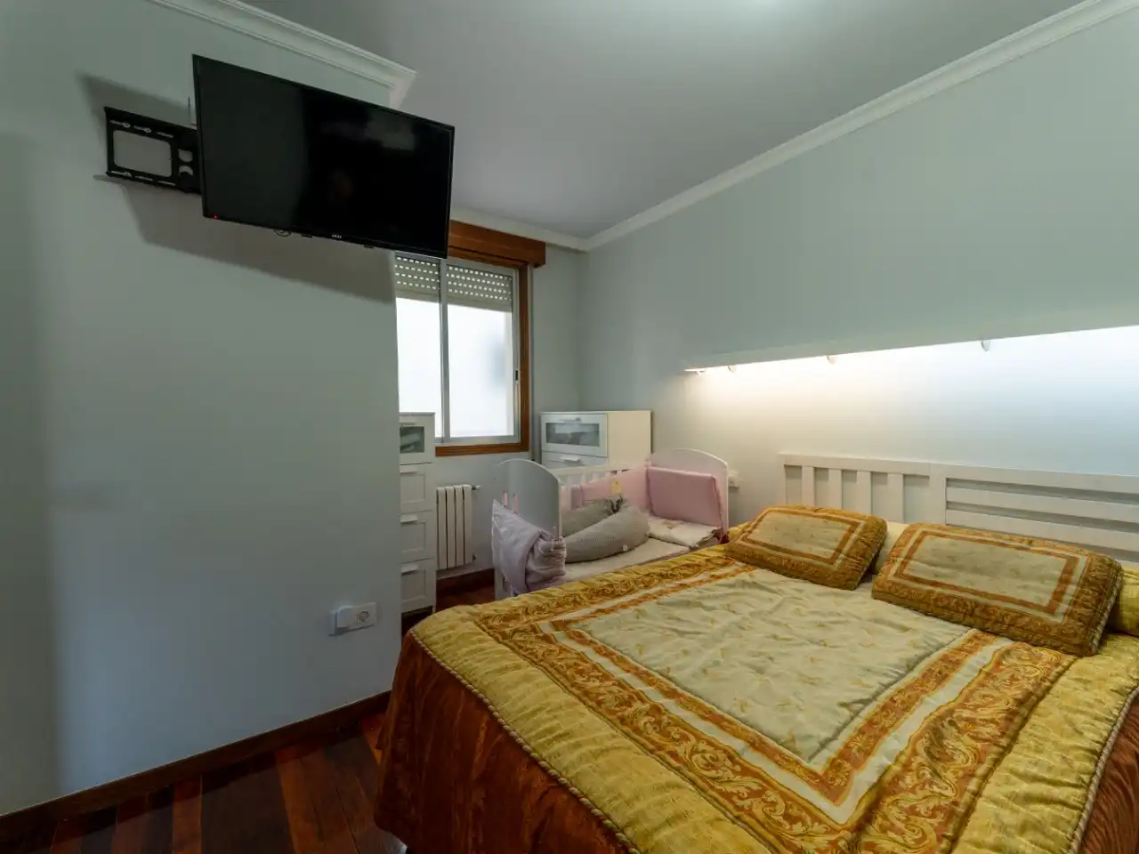 Bedroom of Flat for sale in Ourense Capital   with Terrace and Balcony
