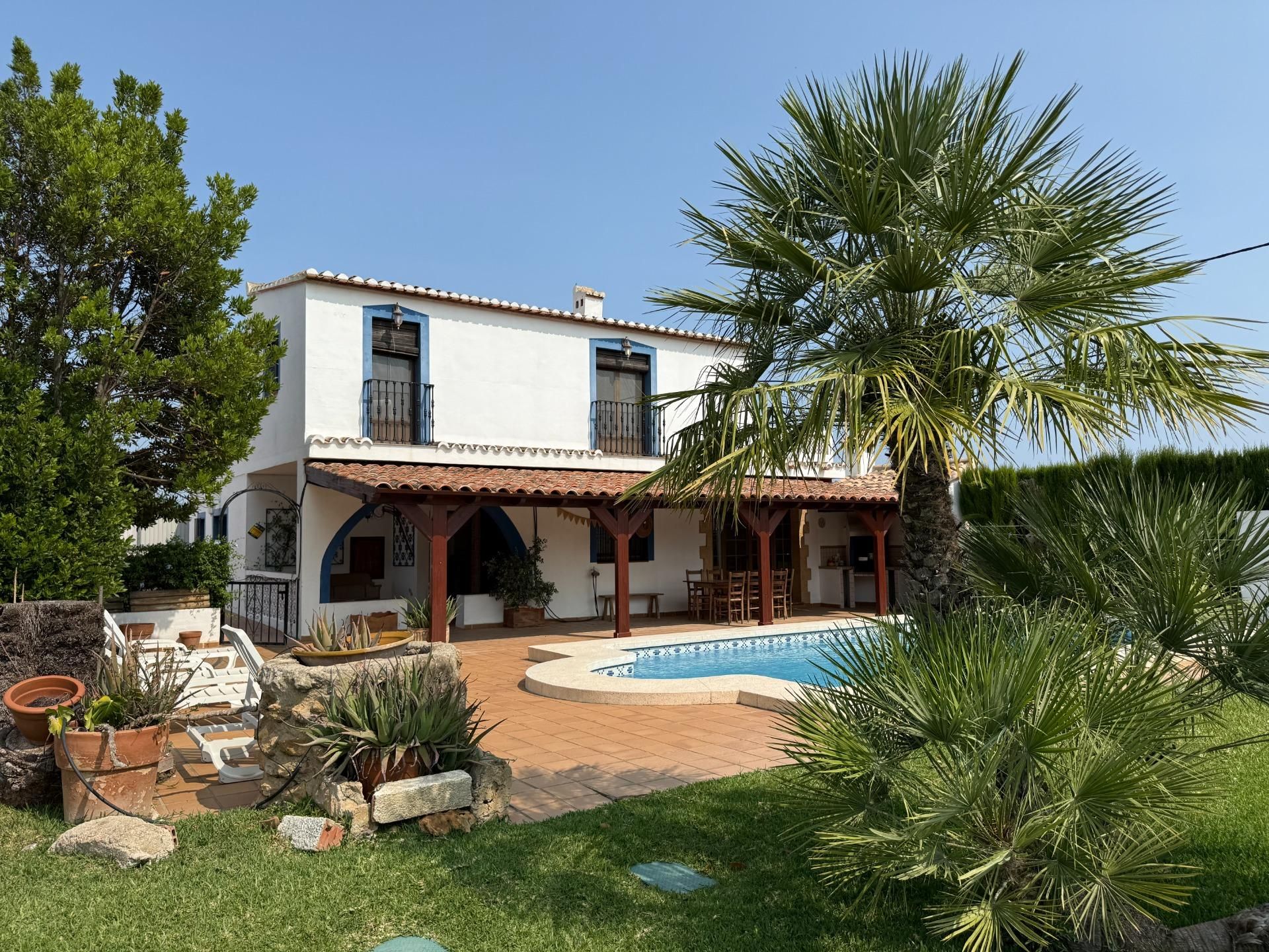 Vista exterior de Finca rústica en venda en Dénia amb Aire condicionat, Calefacció i Jardí privat