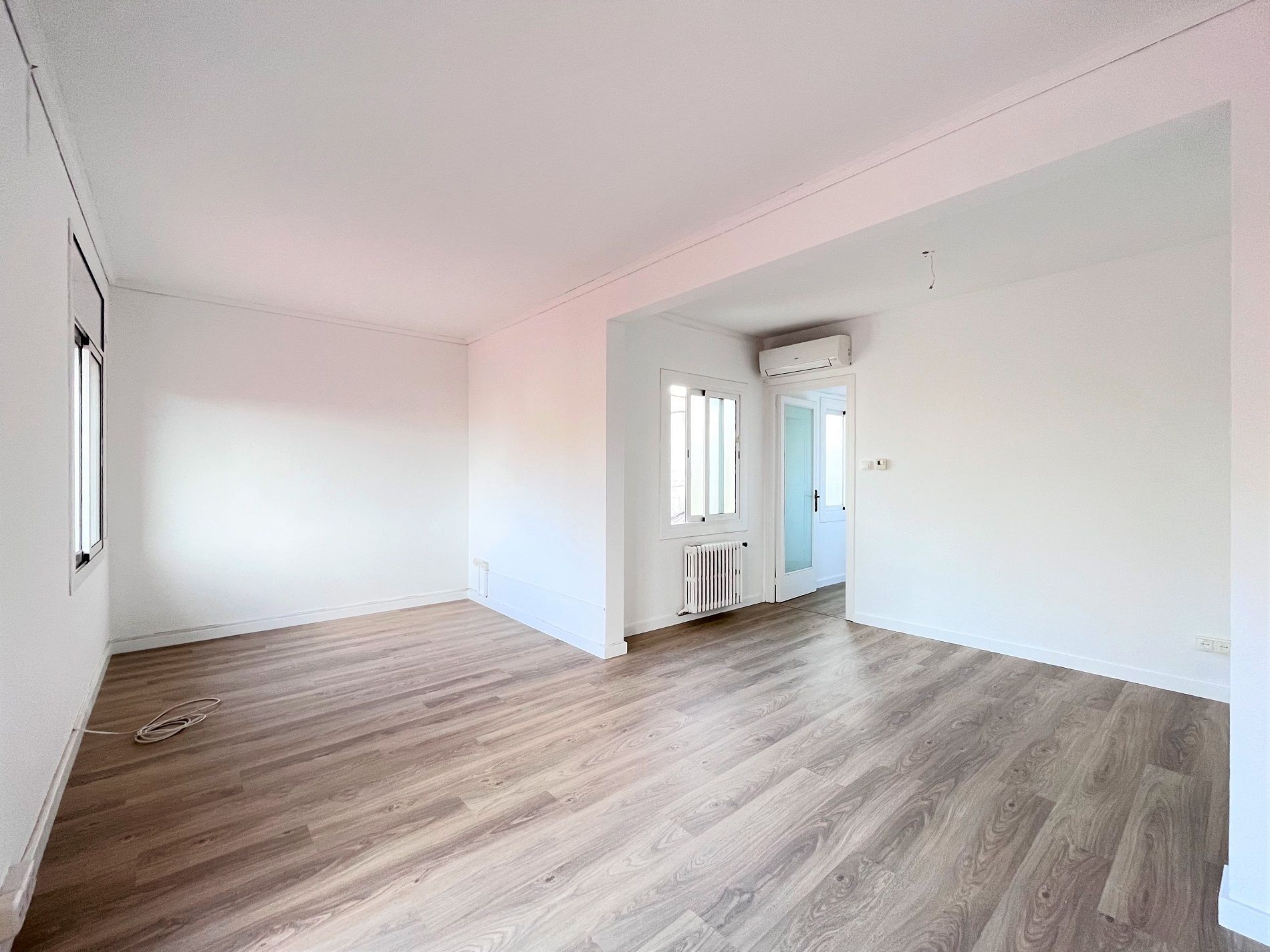 Sala d'estar de Pis de lloguer en  Barcelona Capital amb Aire condicionat, Calefacció i Parquet