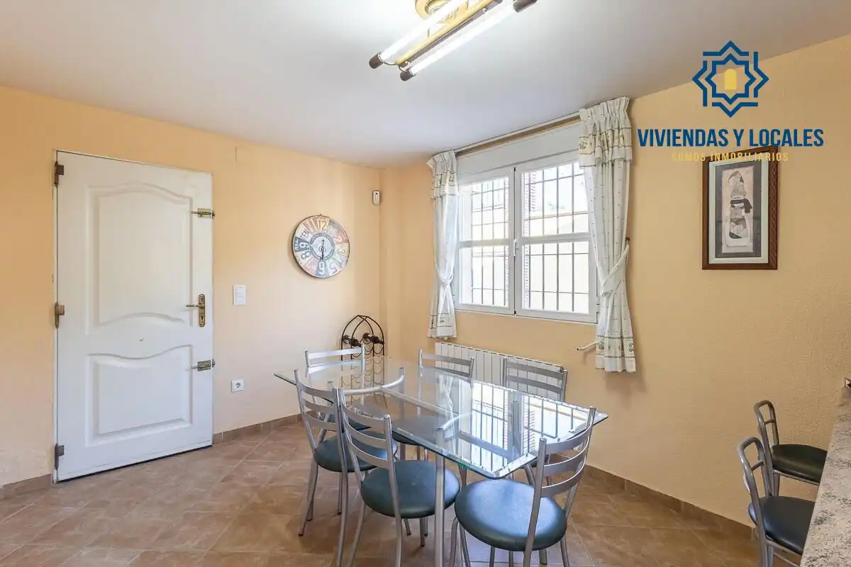 Villa mit Pool zum Verkauf in Calle Olivo, imagen 13