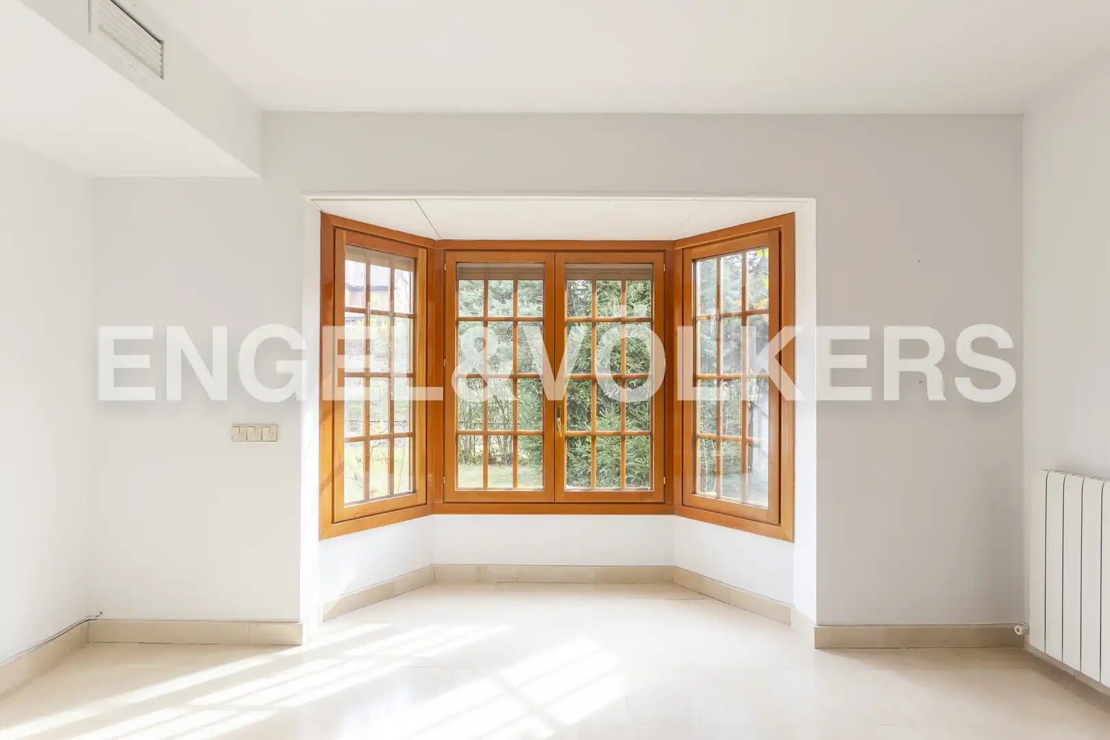 Sala de estar de Casa o chalet de alquiler en Las Rozas de Madrid con Aire acondicionado, Calefacción y Jardín privado