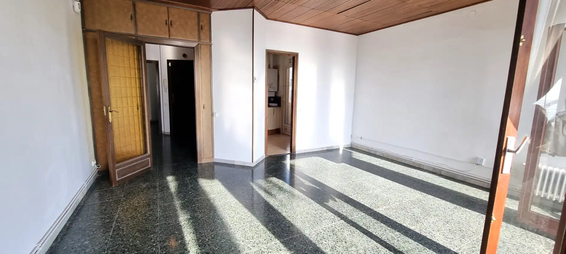 Wohnung zum Verkauf in Badalona mit Heizung und Balkon