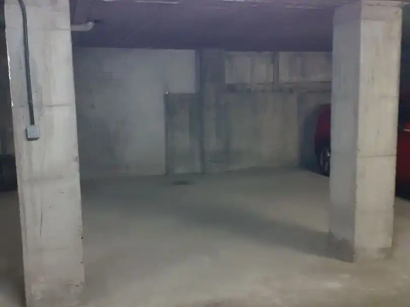 Parking of Garage for rent in Cangas 