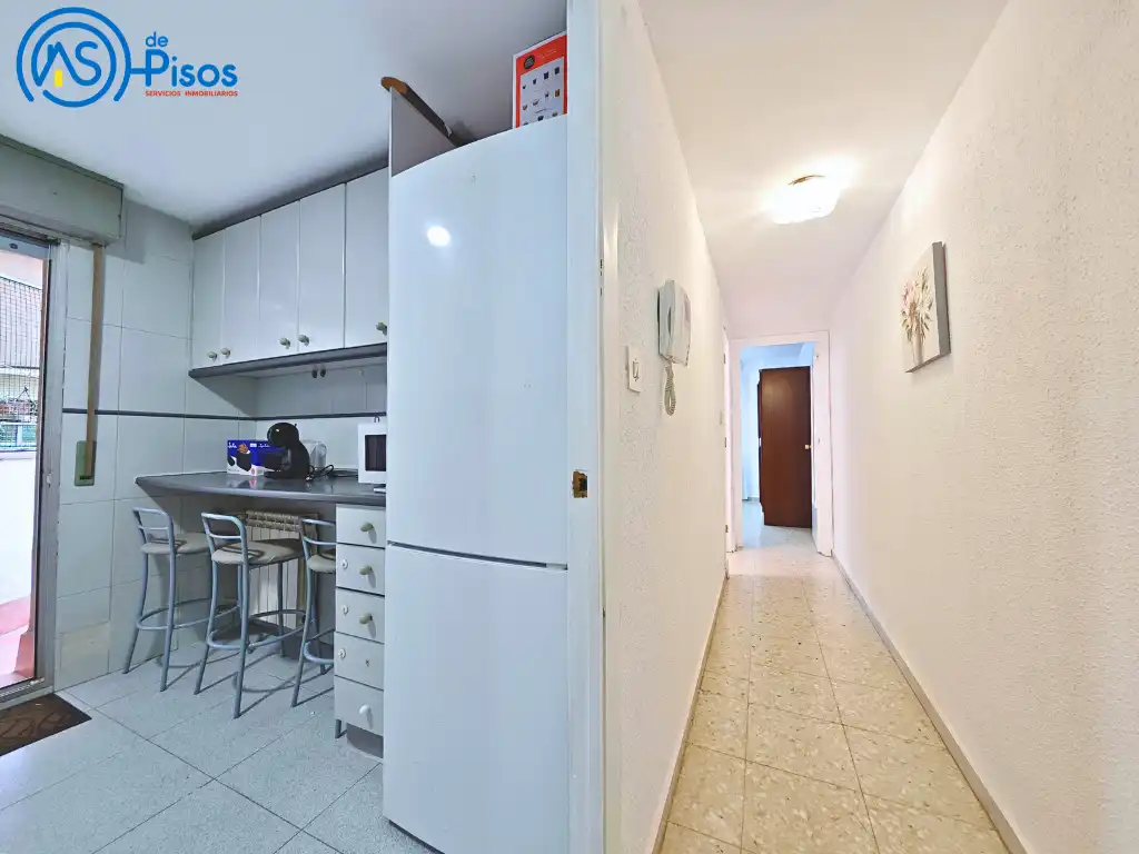 Flat for rent in Calle de Felisa Galé, 2, La Jota