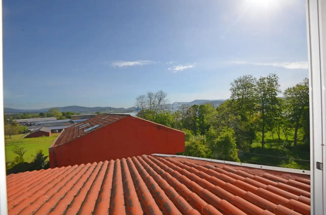 Vista exterior de Casa adosada en venda en A Guarda   amb Traster