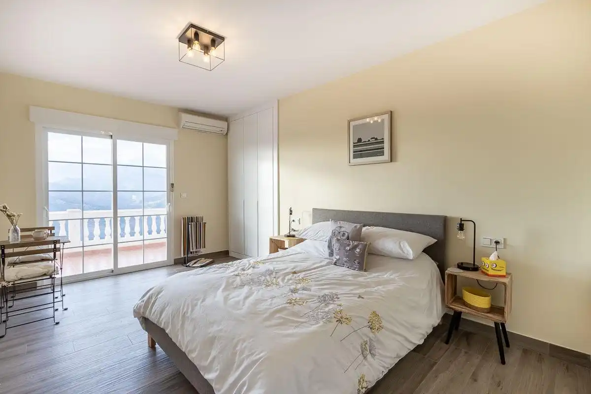 Habitación de Casa o chalet en venta en Jete con Aire acondicionado, Calefacción y Jardín privado