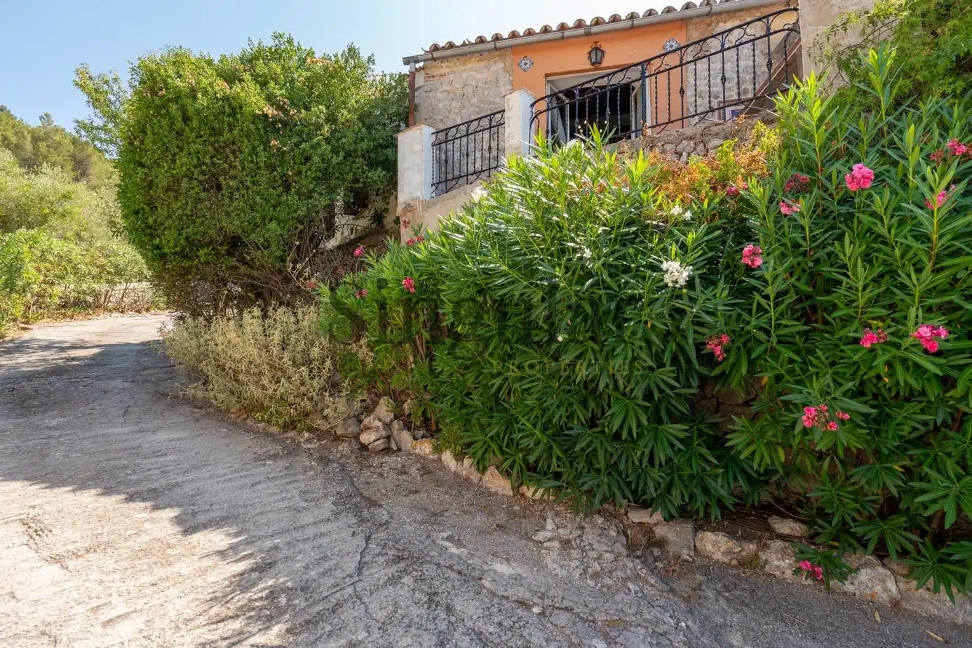 Vista exterior de Casa adosada en venta en Puigpunyent con Terraza