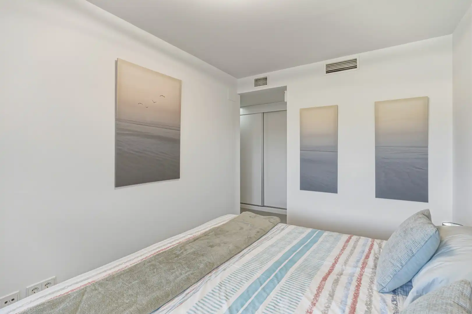 Bedroom of Ground floor for sale in Mijas  with Air Conditioner, Private garden and Terrace