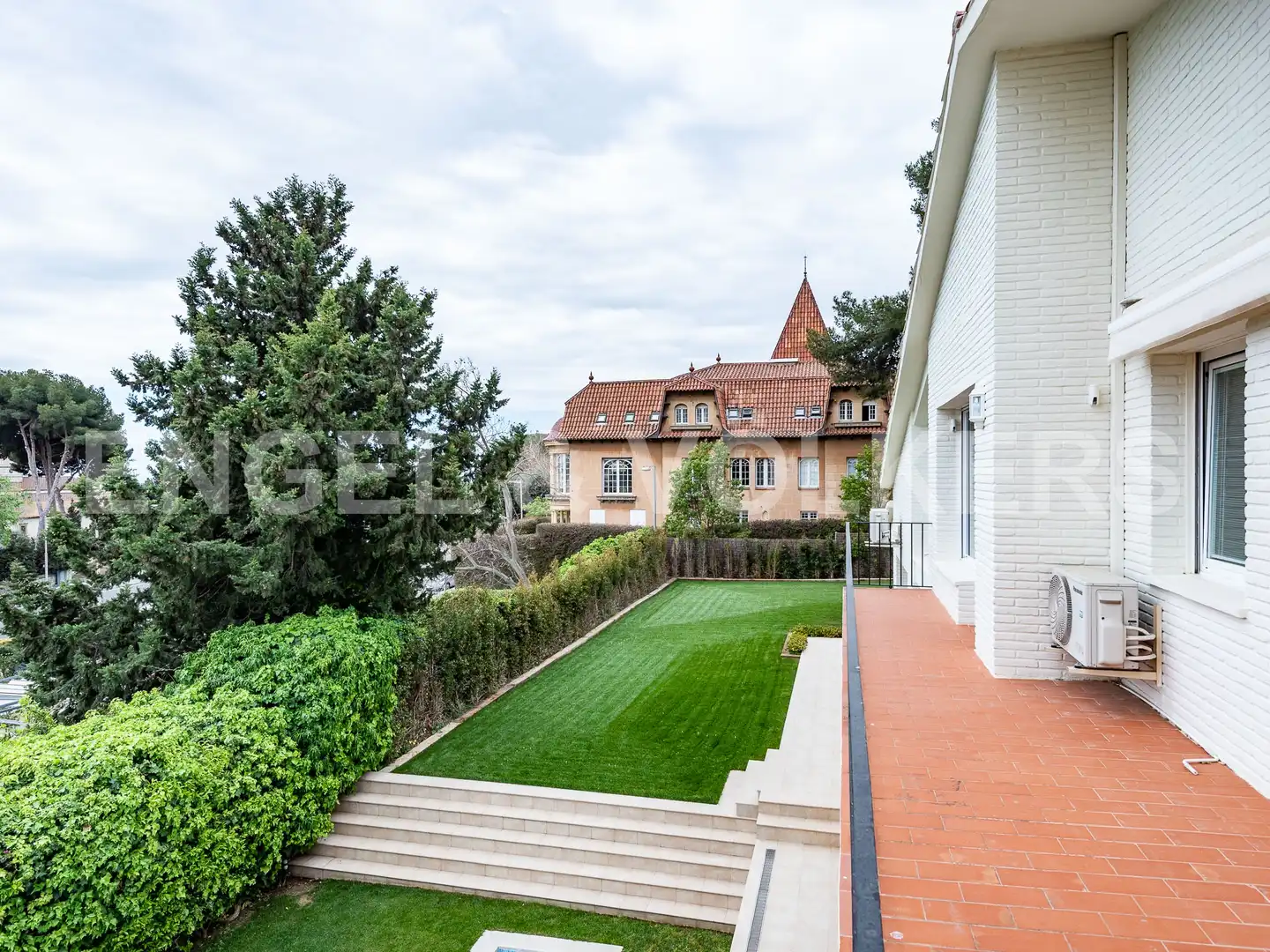 Terrassa de Casa o xalet de lloguer en Barcelona amb Aire condicionat, Calefacció i Jardí privat