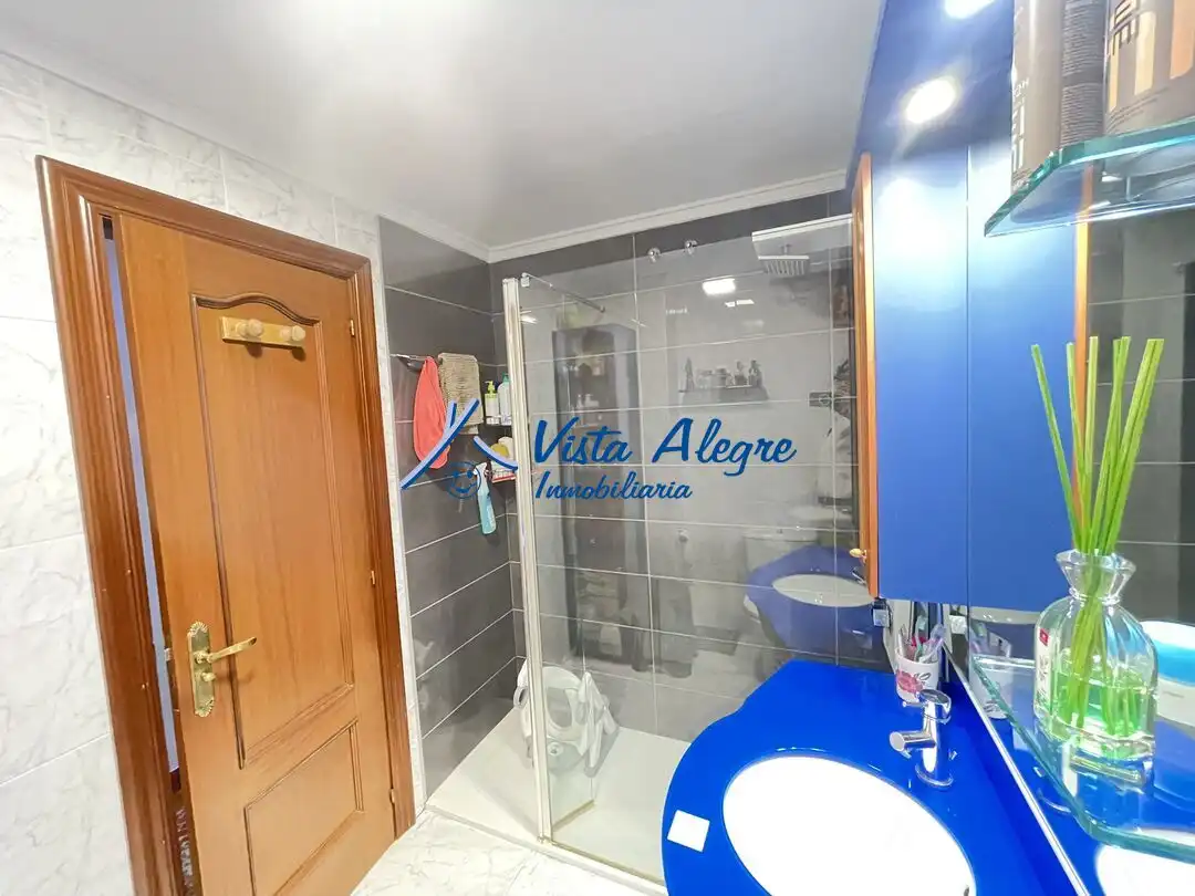 Baño de Piso en venta en Haro con Calefacción, Parquet y Terraza