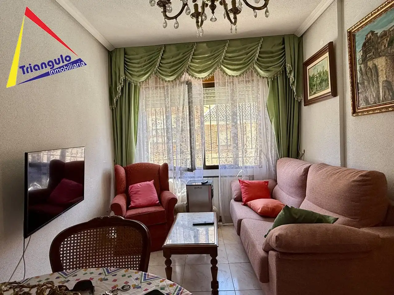 Living room of Houses for sale in Escalona del Prado  with Heating