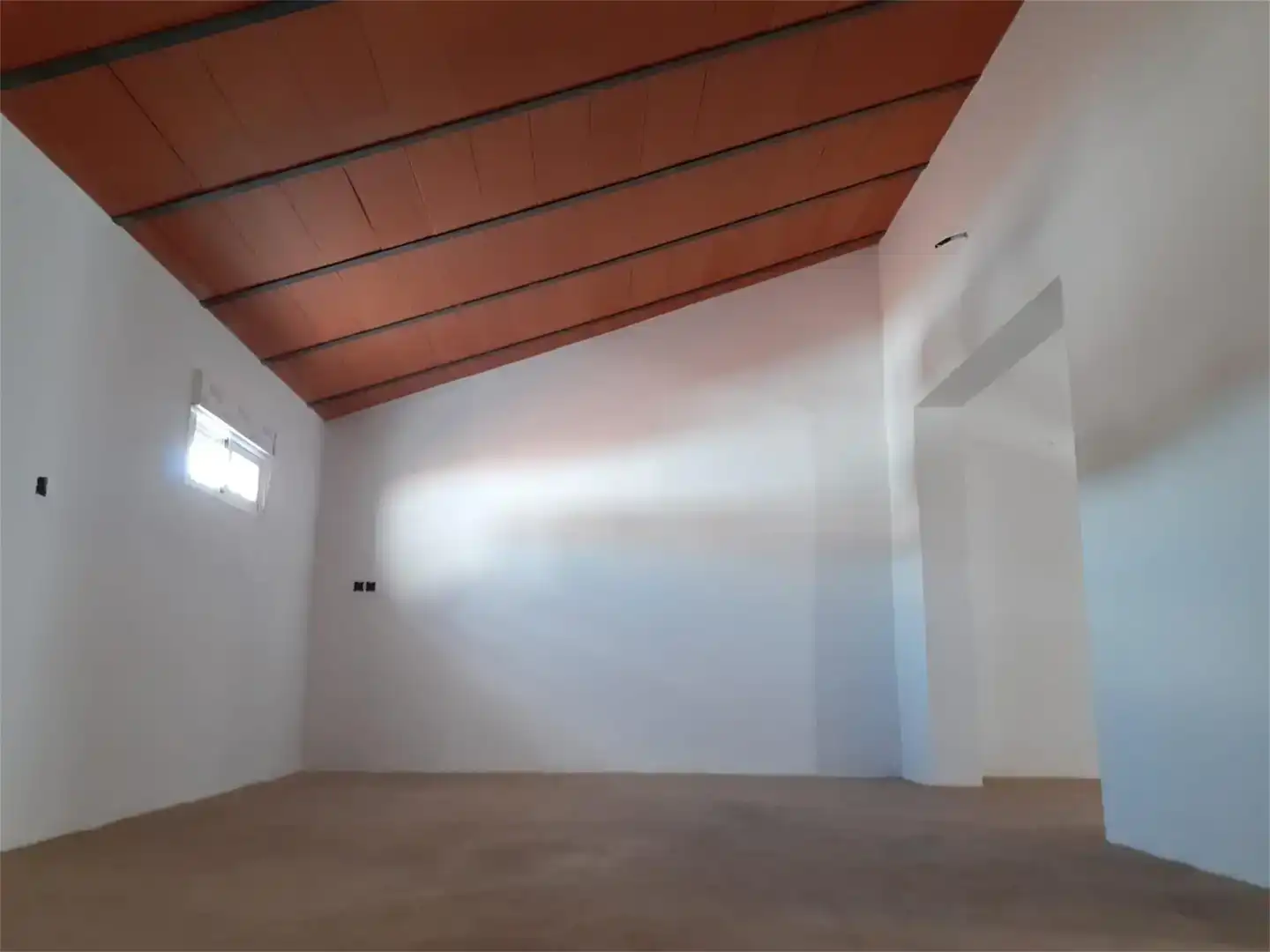 Casa adosada en venda en El Almendro amb Jardí privat i Moblat