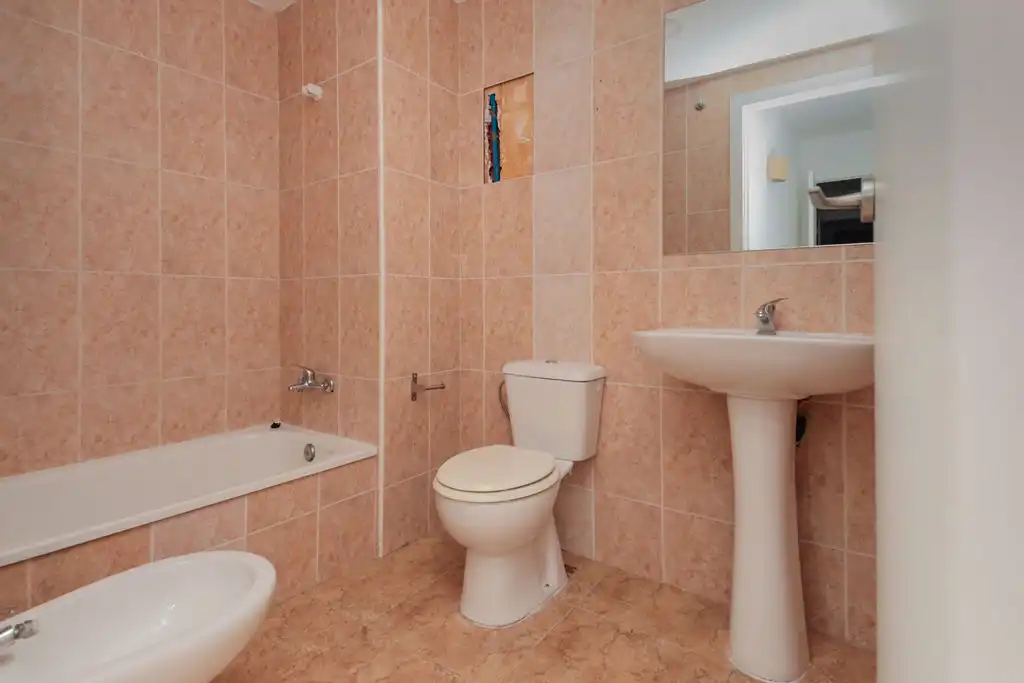 Baño de Piso en venta en Vila-seca con Trastero y Alarma