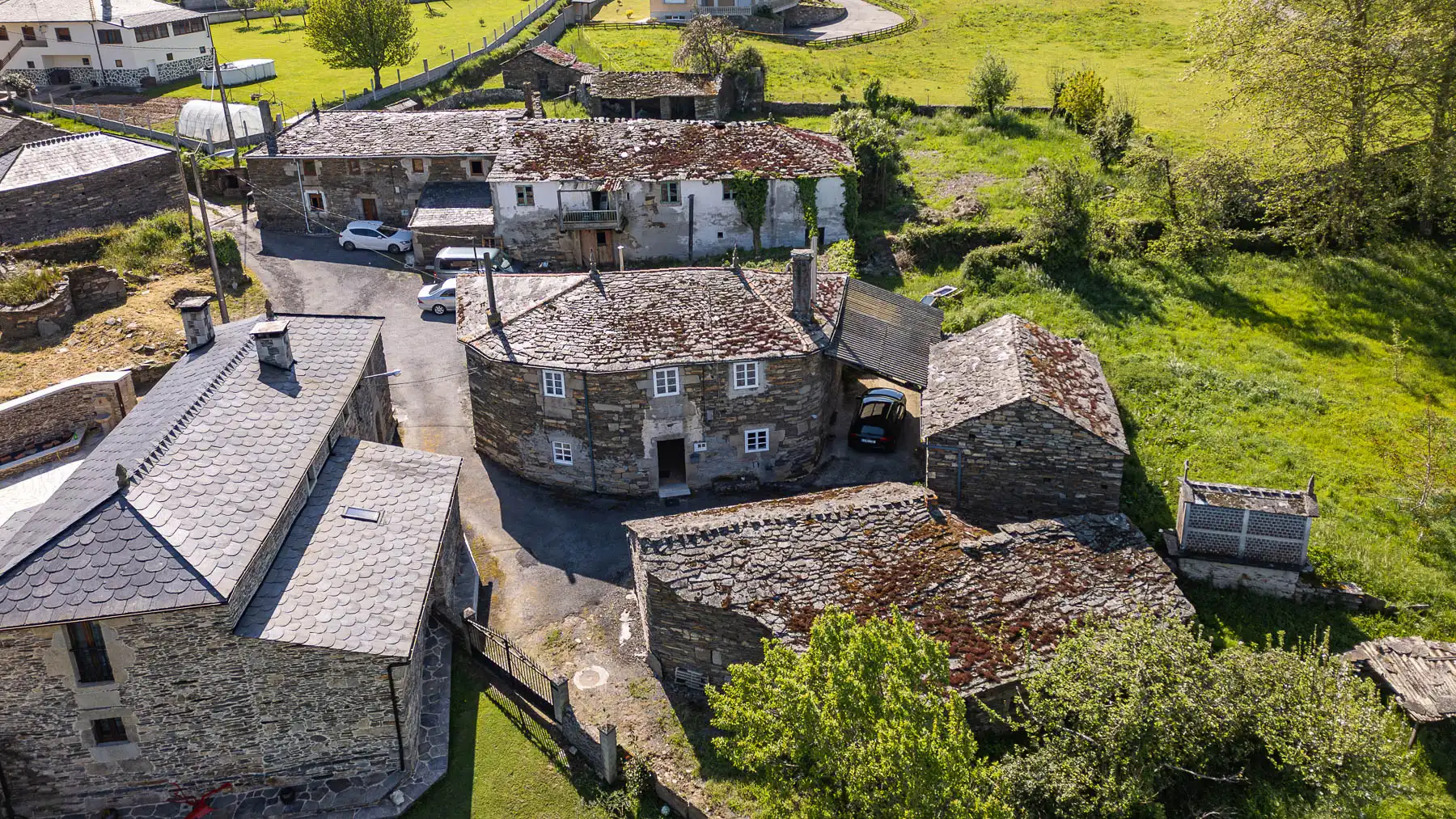 Casa rústica en venta en Outeiro de Rei