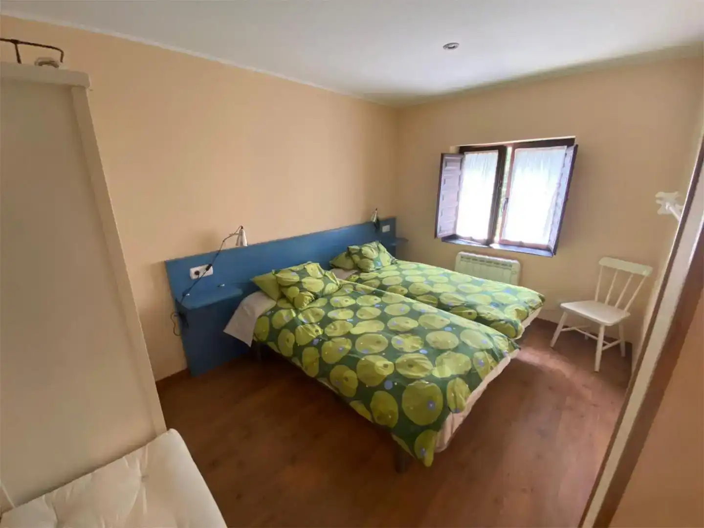 Schlafzimmer von Wohnung zur Miete in Aller, Asturias