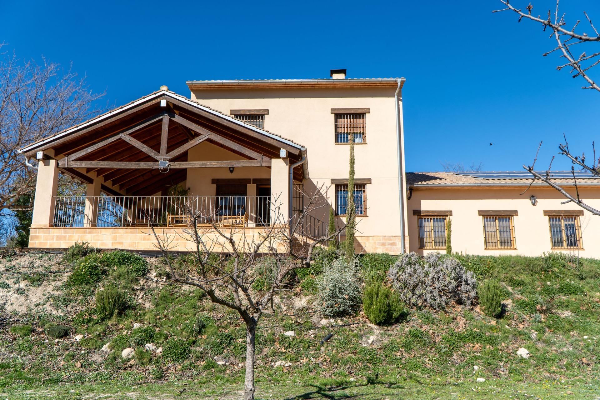 Vista exterior de Finca rústica en venda en Penàguila amb Jardí privat, Terrassa i Traster