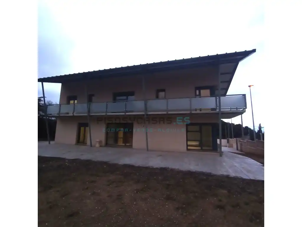 Vista exterior de Casa o xalet en venda en La Muela amb Jardí privat i Terrassa